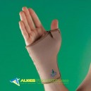 Wrist atau Thumb support 